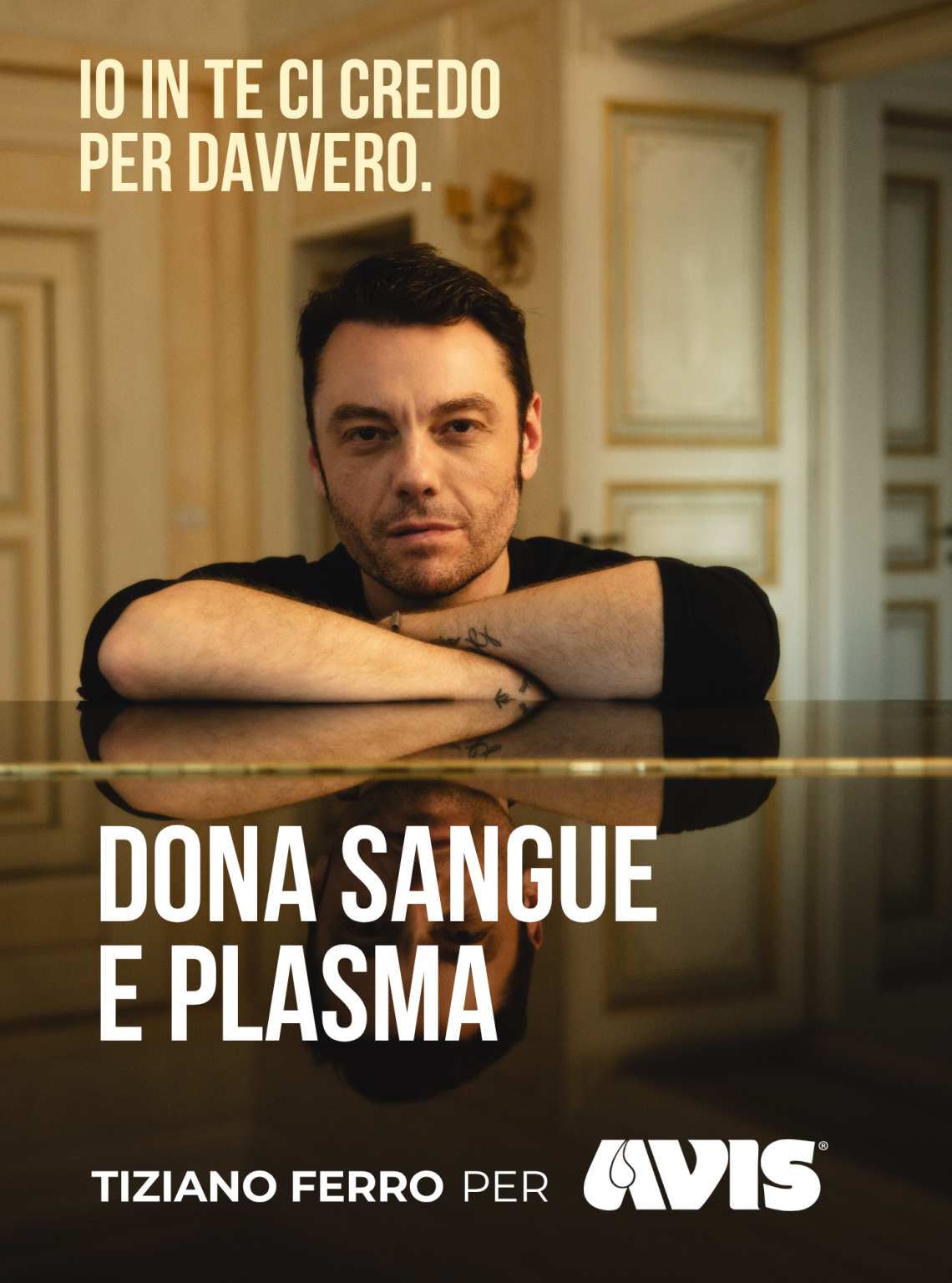 Il nuovo poster di Tiziano Ferro con Avis